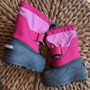 Snow Boots